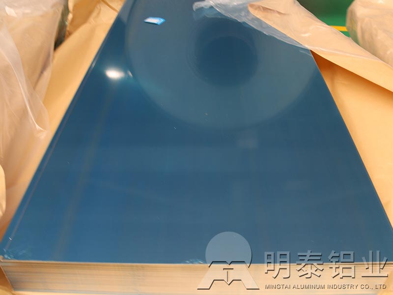 车厢用铝板厂家_5系铝合金硬度高、耐磨损，受到货车全铝车厢亲赖